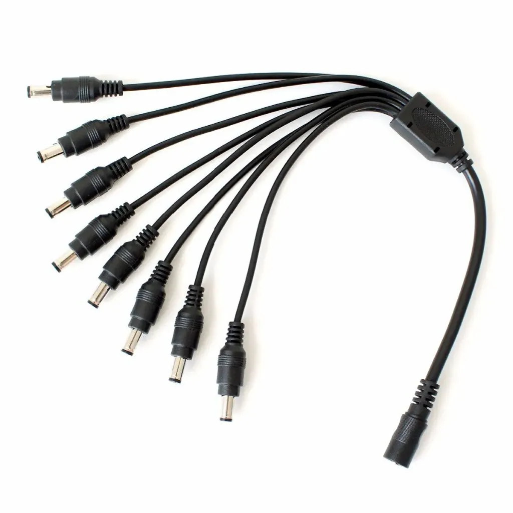 CABLE CONECTOR DE ALIMENTACIÓN DIVISOR 1 A 8 PLUG PRONEXT (AR 8 SPLITTER)
